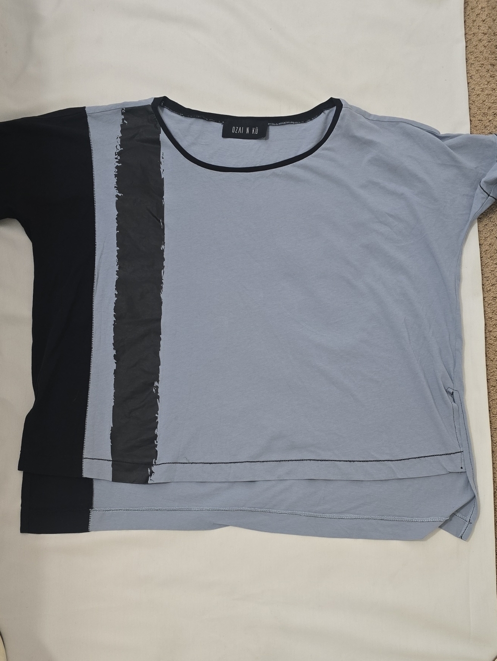 OZAI N KU Light Blue & Black Colorblock Top